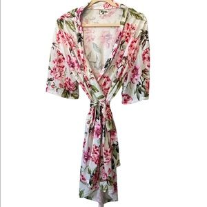 Show Me Your Mumu Women’s floral Print Robe One Size